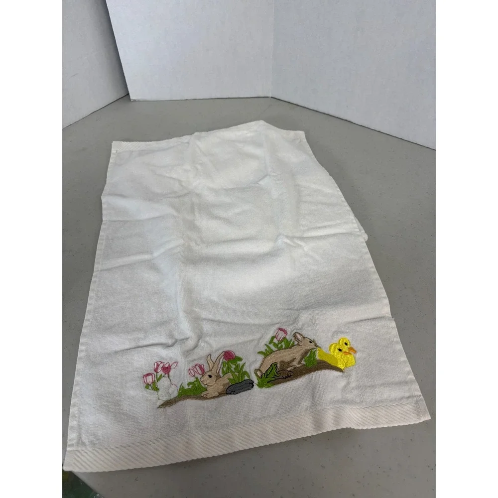 Vintage Style Easter Spring Embroidered Hand‎ Towels Set of 3 White Bunny Chick